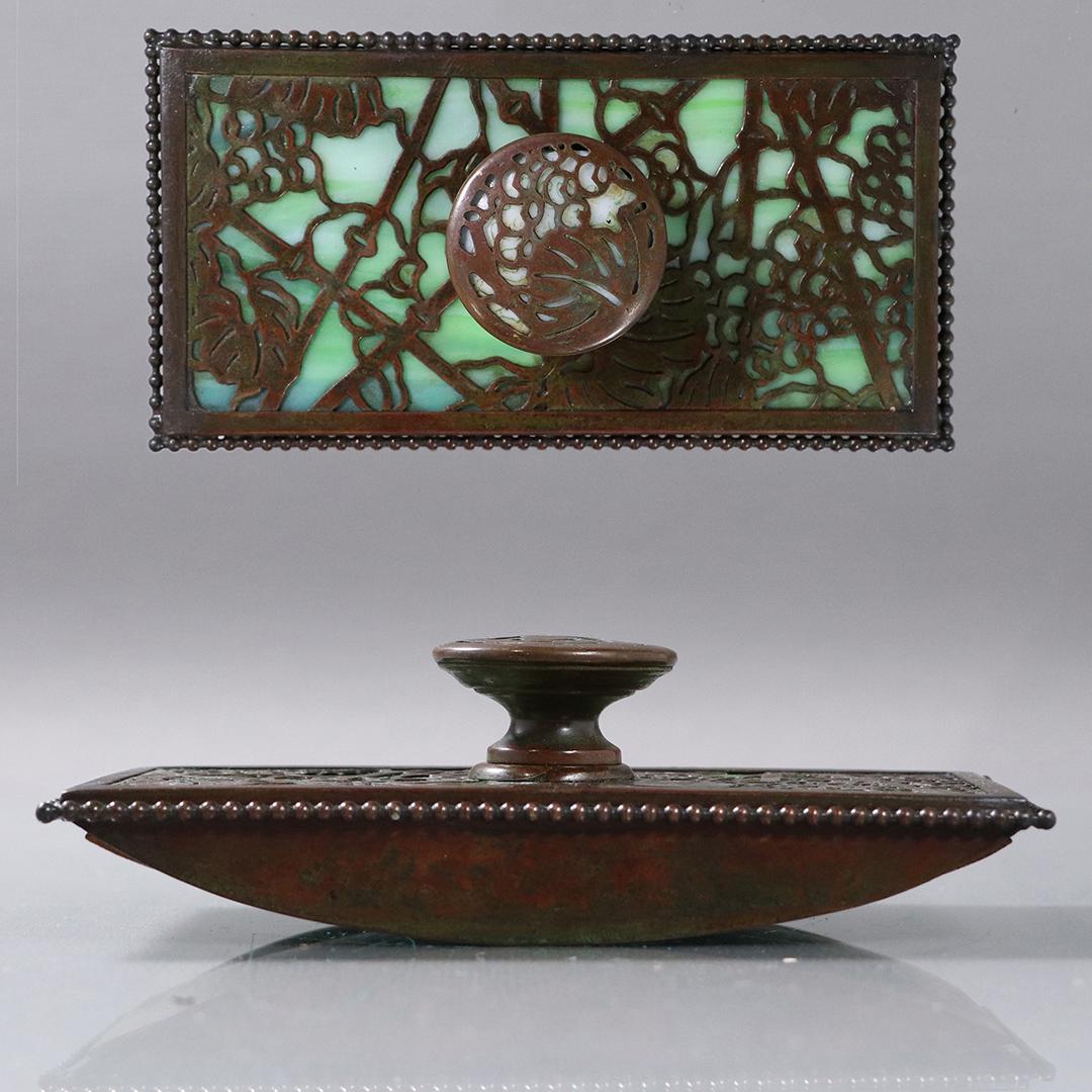 TIFFANY STUDIOS  #995 Bronze GRAPEVINE Rocker Blotter (1 of 8)