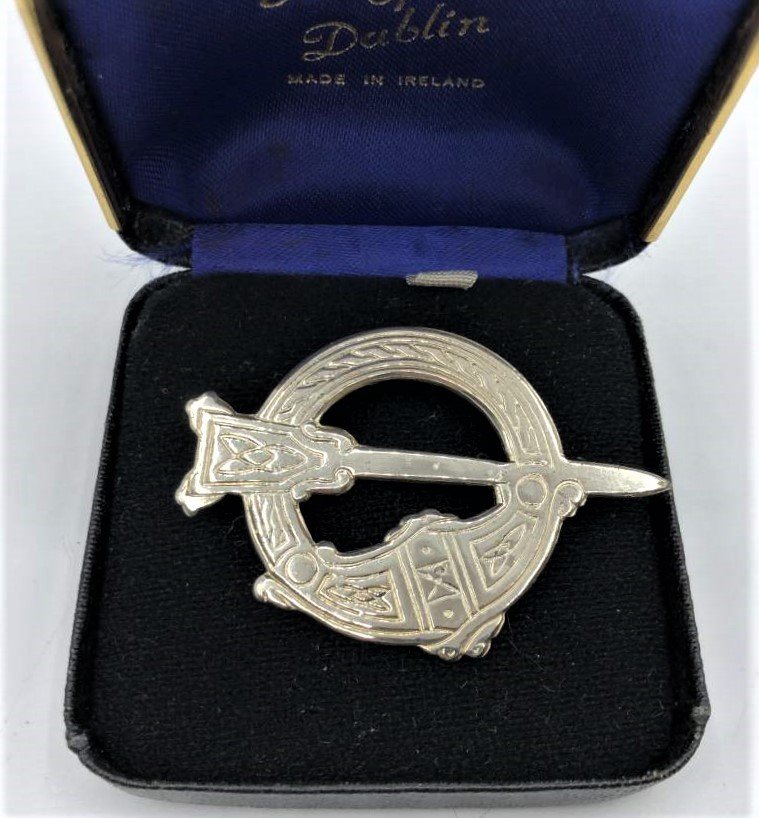 Tara Brooch Sterling Silver by Tara Ware Dublin Ireland (1 of 2)