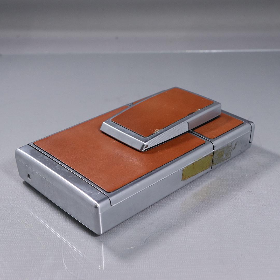 Vintage Polaroid SX-70 Land Camera with Leather Case (1 of 7)