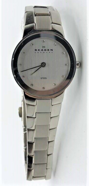 SKAGEN Denmark Ladies Stainless Steel Wristwatch: SKAGEN Denmark Ladies Stainless Steel Wristwatch. Size: bezel 1 inch.