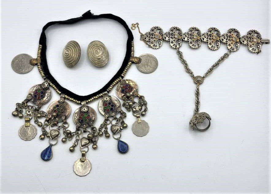 3 Pc. Coin Necklace Color Stones Earrings Bracelet-Ring (1 of 9)