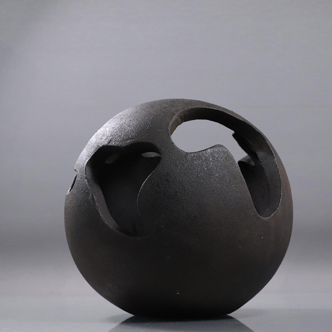 Modern Design Black Ceramic Ball Shape Vase / Planter (1 of 4)