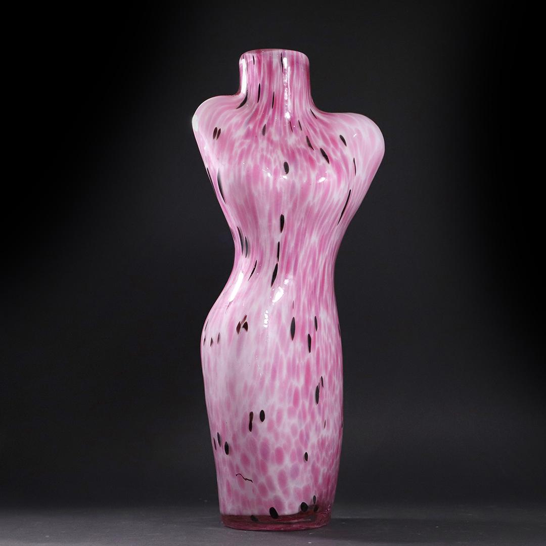 Unique Pink Murano Art Glass Lady's Torso Figure Vase: Unique Pink Murano Art Glass Lady's Torso Figure Vase. size: 17.5h x 5w