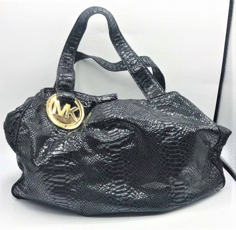 MICHAEL KORS Black Handbag Alligatored Pattern: MICHAEL KORS Black Handbag Alligatored Pattern. Size: 14 in. x 10 in.