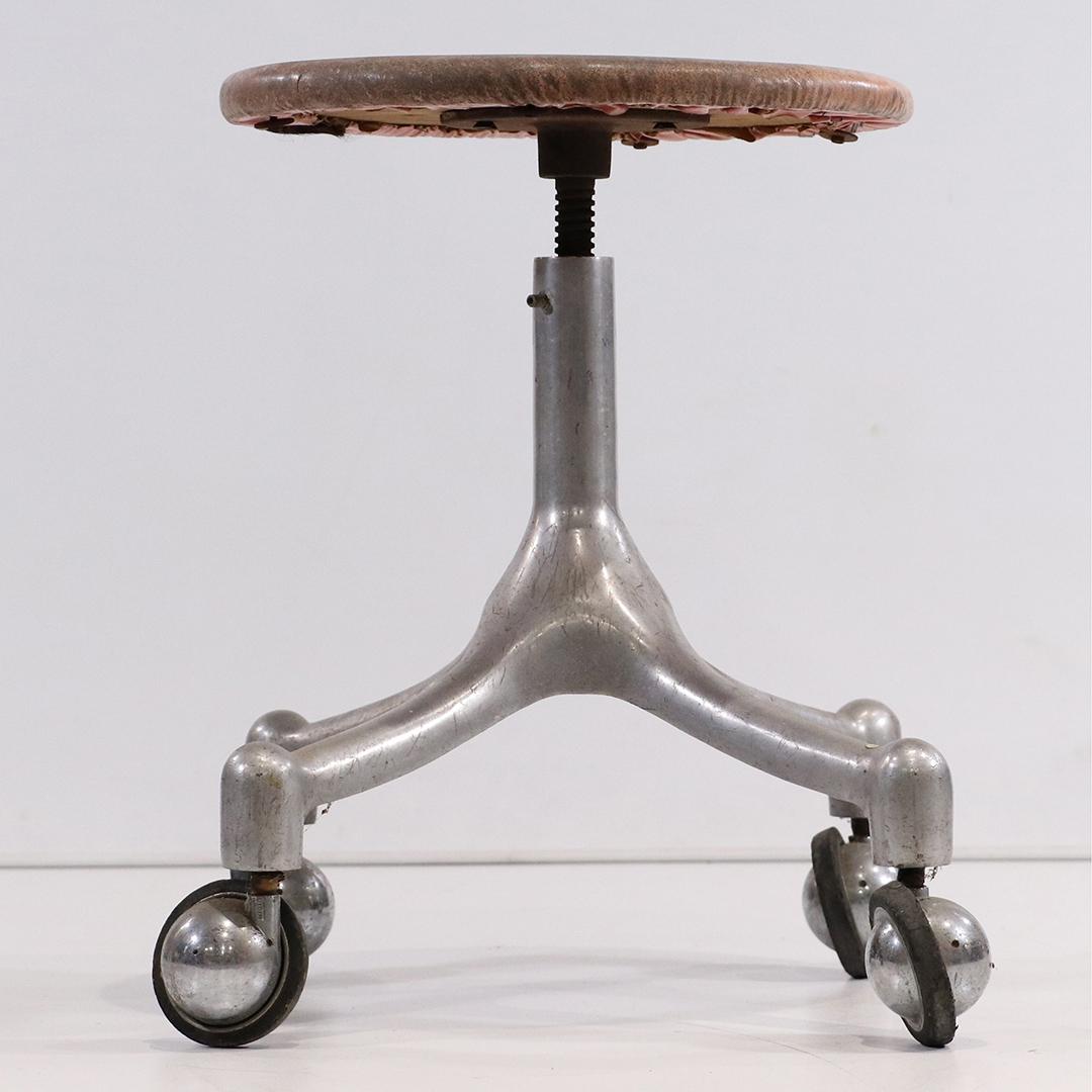 Mid-Century Modern Aluminum Propeller Base Stool (1 of 7)