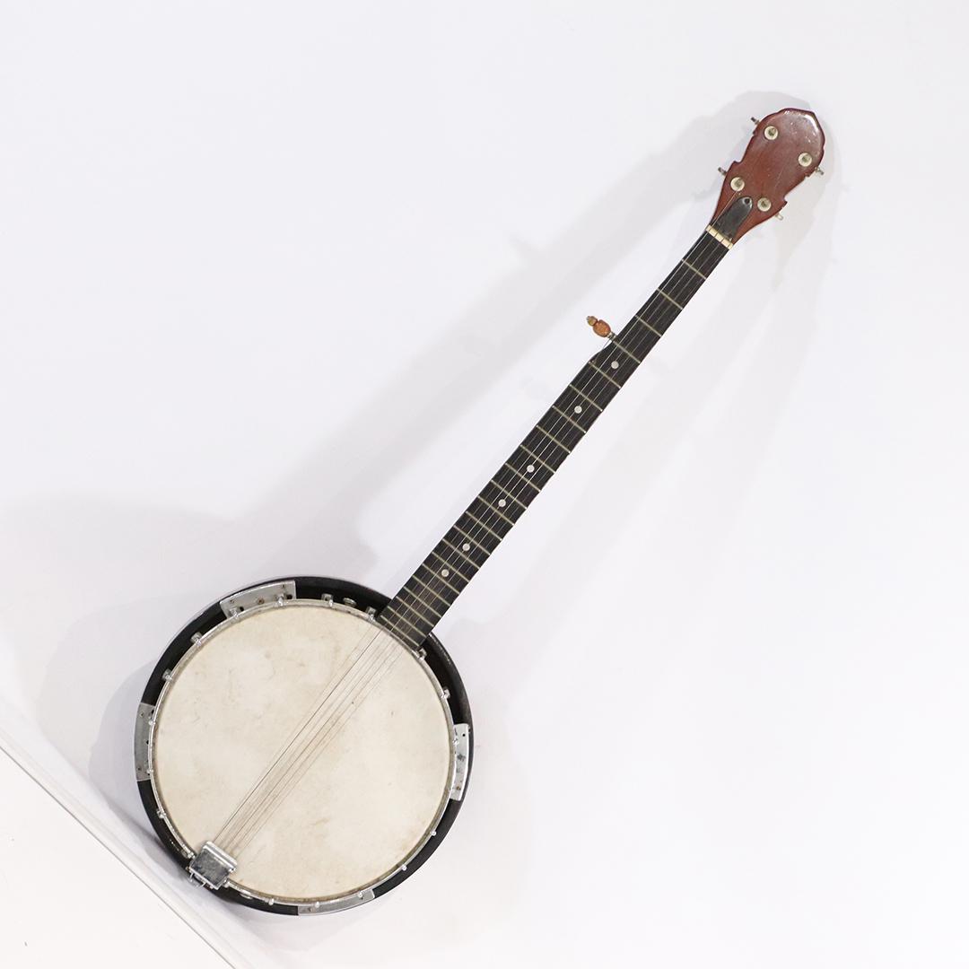 Vintage 5-String Banjo, Key Tighten Body: Vintage 5-String Banjo, Key Tighten Body. size: 37L x 13w