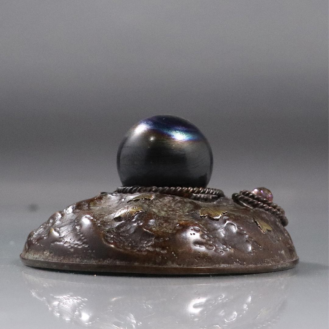 LOUIS C TIFFANY #4735, Bronze Paperweight Jewel of Seas: LOUIS C TIFFANY #4735, Bronze Paperweight Jewel of Seas. Marked: Tiffany Studios New York, Louis C Tiffany #4735 EX, Jewel of the Seas Paperweight, Multi Colored Crabs and Crustaceans. Good bronze pat