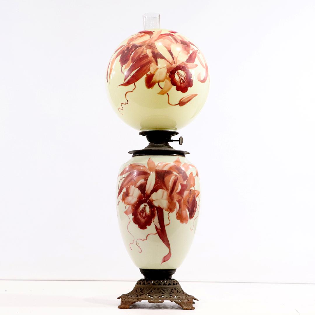 Success, Large Gone With The Wind Lamp Red Calla Lilies: Success, Large Gone With The Wind Lamp Red Calla Lilies hand painted shade and base. All original. Note the ball shade has a missing edge at fitter end. See Pic. size: 32h x 10w