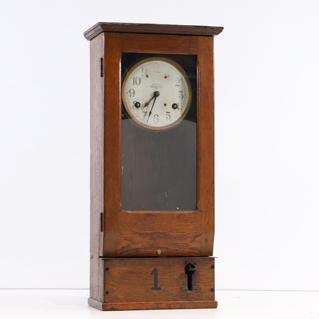 Antique Oak Case Time Clock - Simplex Time Recorder Co: Antique Oak Case Time Clock - Simplex Time Recorder Co. Gardner Mass. USA. ; original condition and finish, original key included. size: 31h x 14w x 8.5d