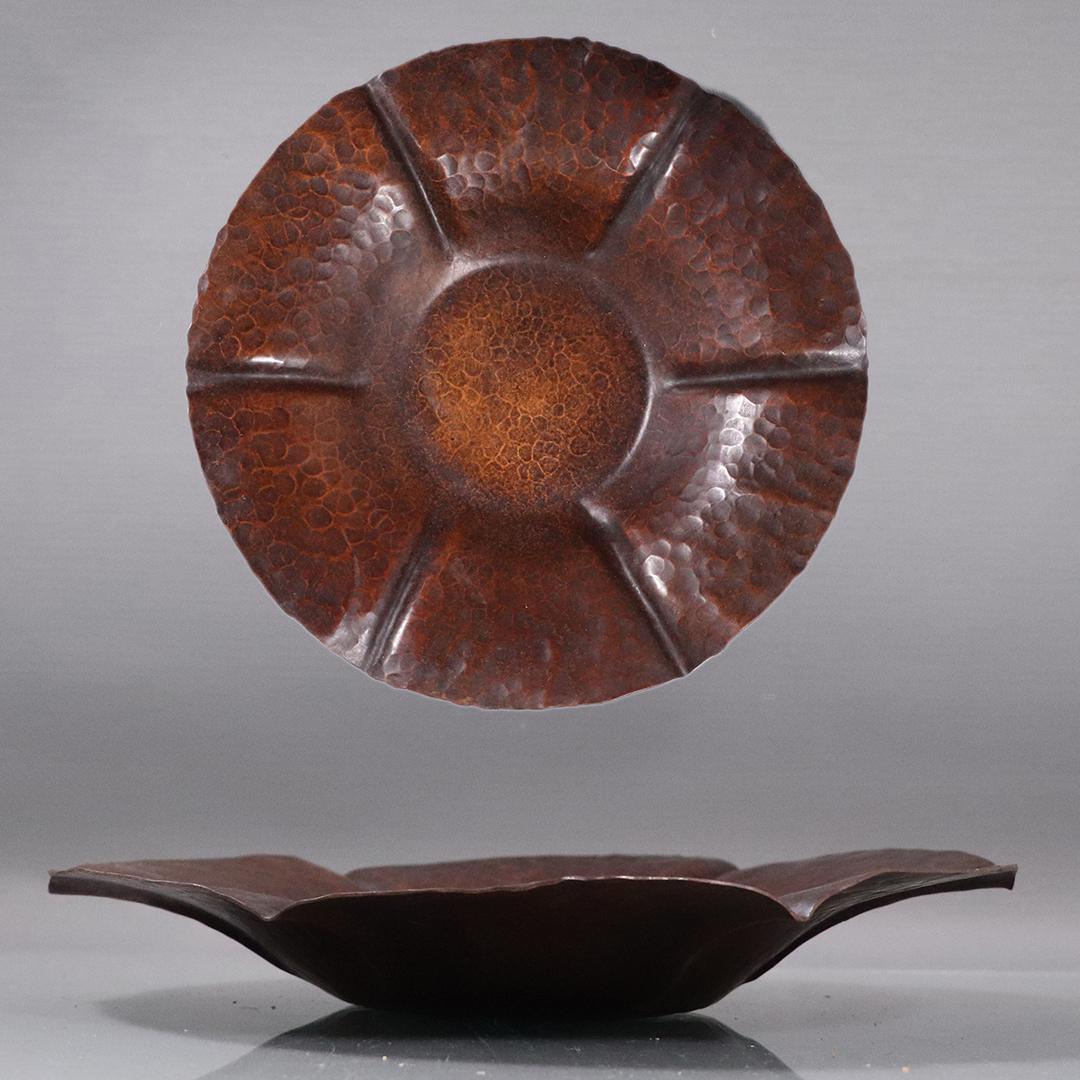 Dirk Van Erp, Arts & Crafts Hand Hammered Copper Bowl: Dirk Van Erp, Arts & Crafts Hand Hammered Copper Bowl. Signed on underside. Good original patina finish. size: 1.5h x 10dia