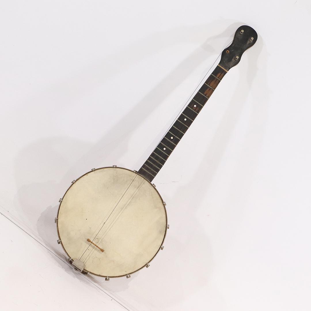 Vintage Birds Eye Maple Banjo 4 String: Vintage Birds Eye Maple Banjo 4 String. size: 31L x 11w