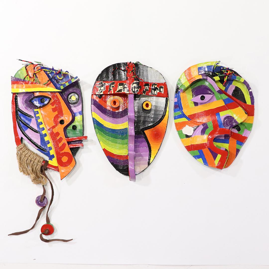 3 Joe Derr Modernism Abstract Colorful Clay Masks: 3 Joe Derr Modernism Abstract Colorful Clay Masks. Style of Picasso. size: 9.75-10.75L, 6.25-7.25w. JOE DERR Biography: Born in Reading, Pennsylvania, Joseph Derr is a self-taught artist. Over the pas