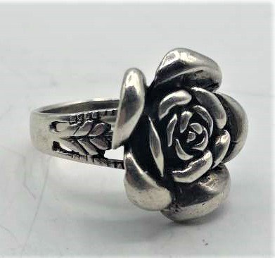 .925 Sterling Silver Flower Ring Size 10 (1 of 7)