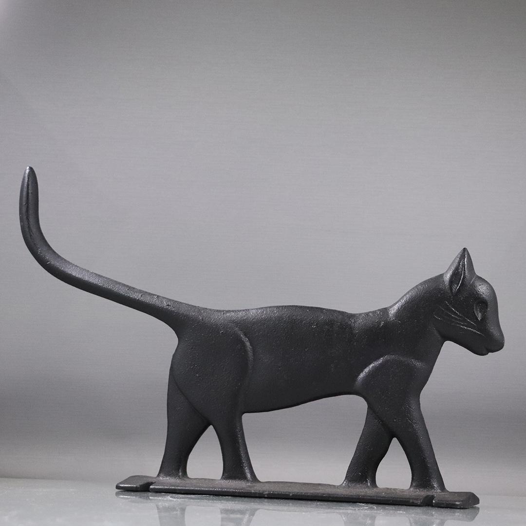 Cast Iron Black Cat Figure Door Stop: Cast Iron Black Cat Figure Door Stop. Size: 11h x 17L