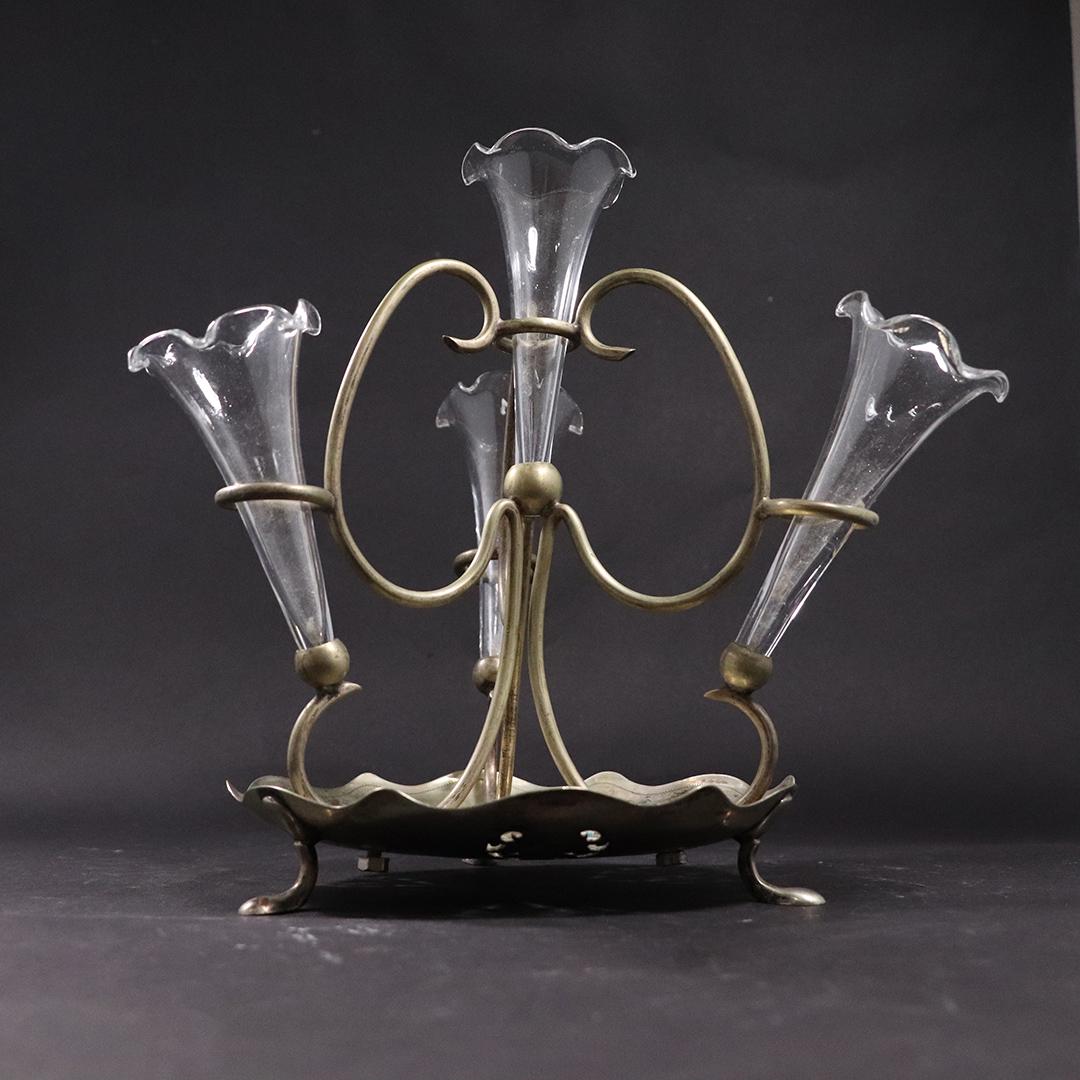 4 Crystal Glass Epergne Vase Hallmark Silver Plate Base (1 of 9)