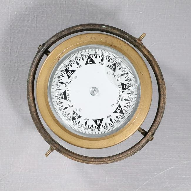 Vintage Brass Compass - Pembroke Mass: Vintage Brass Compass - Pembroke Mass, size: 2.5h x 5.5w