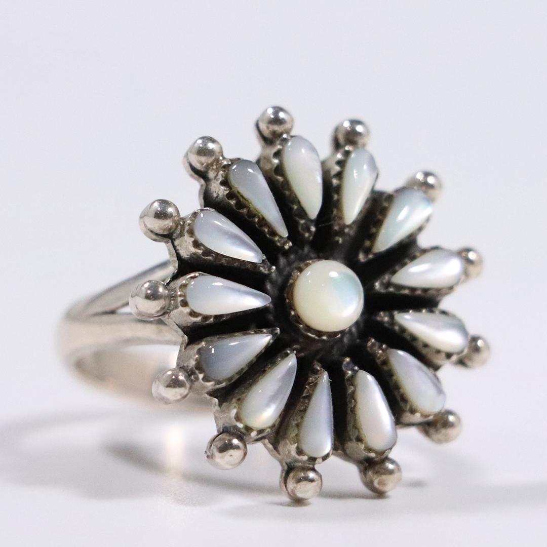 .925 Sterling Silver Rosette of Opals Ring Size 8 (1 of 4)