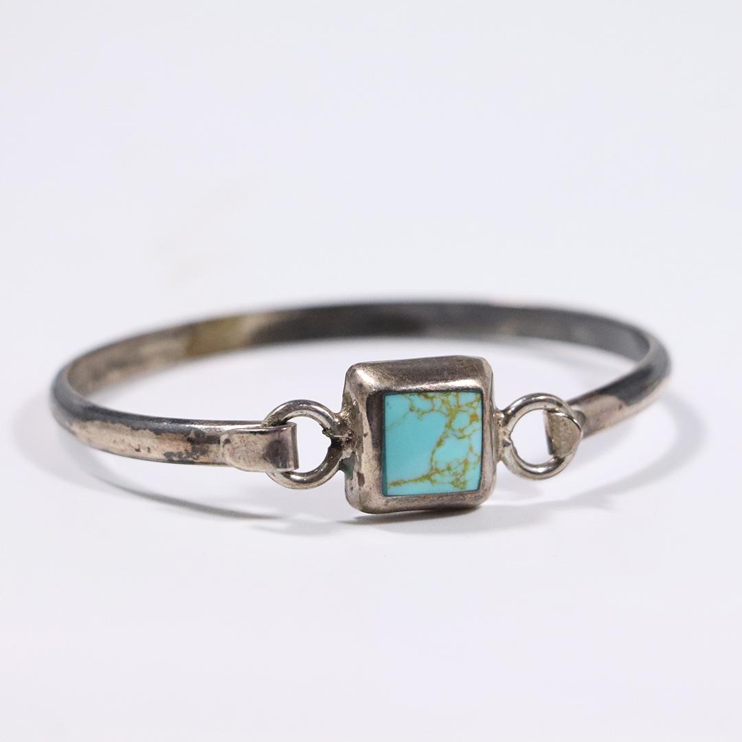 .925 Mexico Sterling Silver Turquoise Hook Bangle (1 of 4)