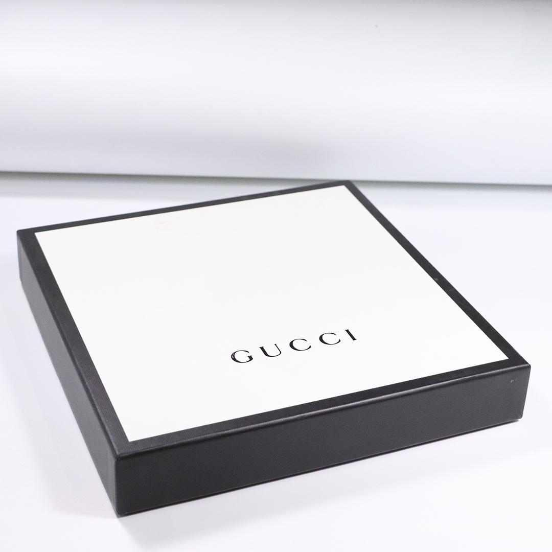 GUCCI White and Black Storage Box (1 of 5)