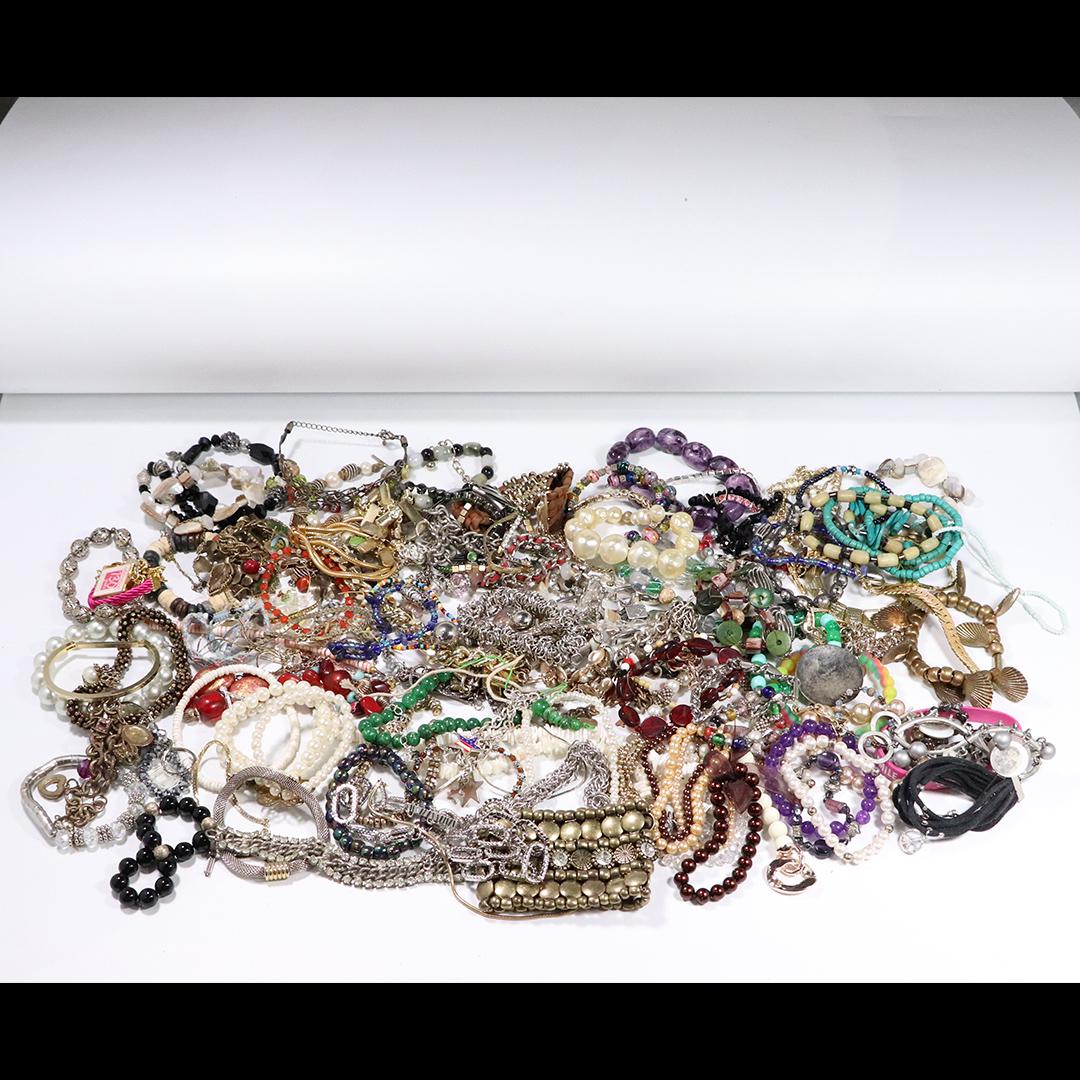 Hidden Treasures GRAG BAG 120 Costume Jewelry Bracelets (1 of 10)