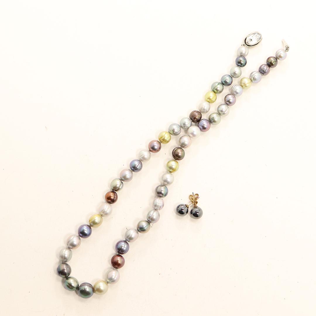 .925 Multi Color Baroque Pearls Necklace and Earrings: .925 Multi Color Baroque Pearls Necklace and Earrings. Size: necklace 18 in. x 3/8 in.