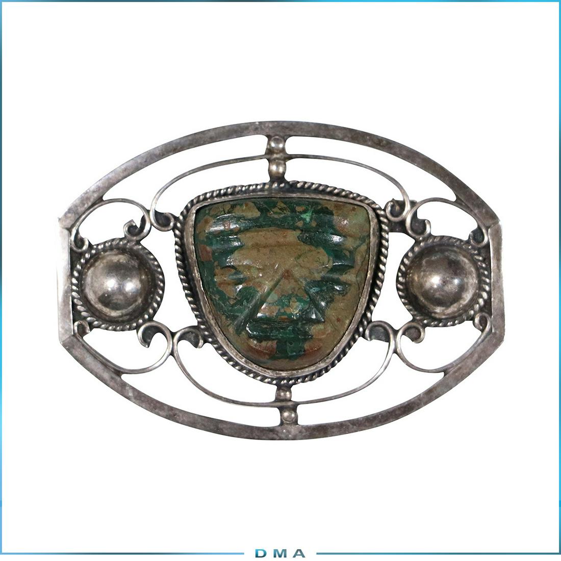 Sterling Silver and Agate Native Mayan Brooch: Sterling Silver and Agate Native Mayan Brooch. Marked : Sterling. size: 2 5/8 in. x 1.75 in.
