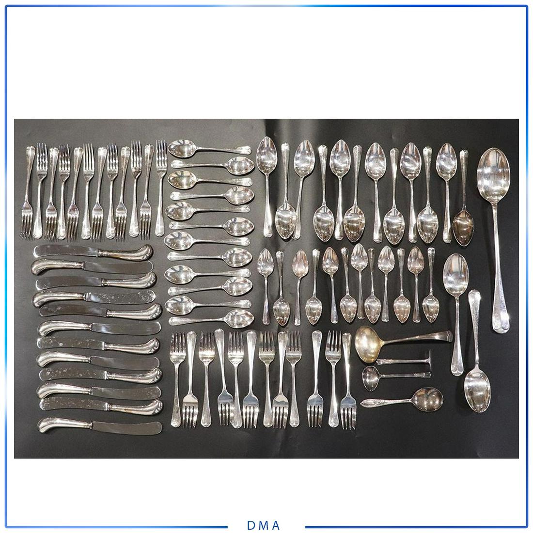 79 Pieces Silver Plate Flatware John Wanamaker England: 79 Pieces Silver Plate Flatware John Wanamaker Sheffield England in wood box. See pics on item count. Vintage. size: 4-13L range
