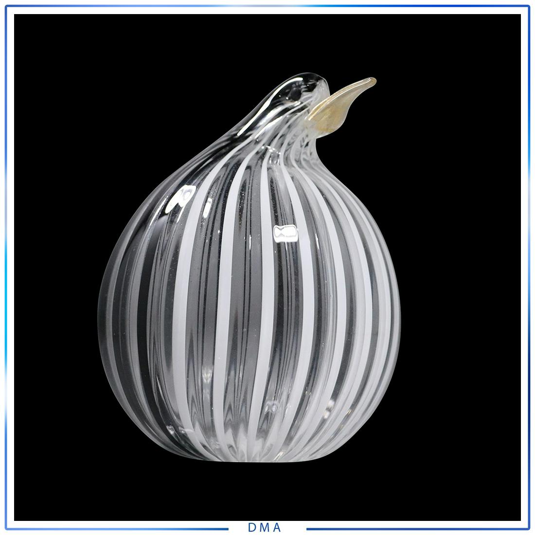 Fine Italian Art Glass Penguin Sculpture Mid-Century: Fine Italian Art Glass Penguin Sculpture Mid-Century Modern. Nice quality glass. size: 5.5 in. h x 3.5 in. w