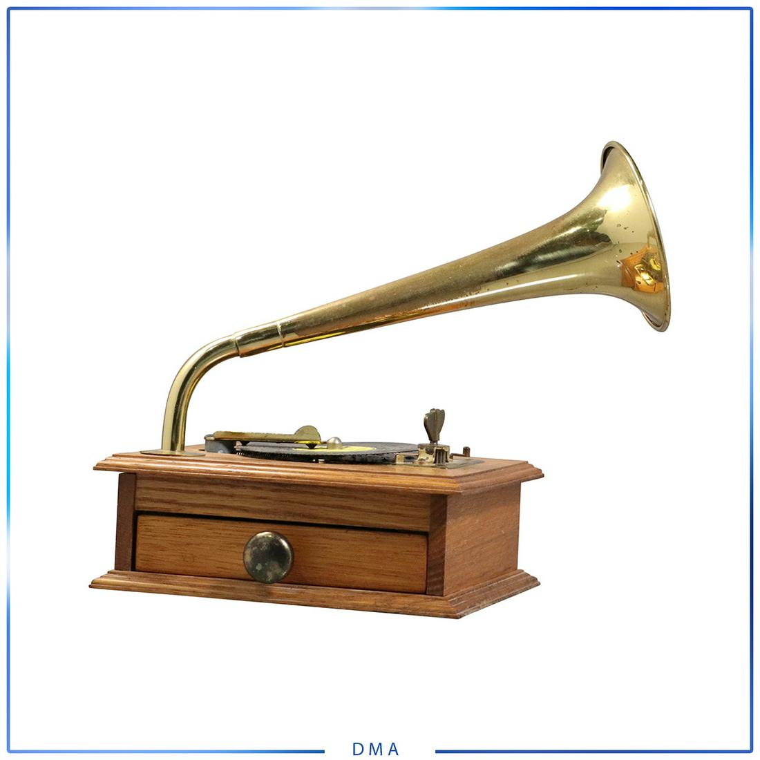 Miniature Brass Horn Disc Music Player Vintage: Miniature Brass Horn Disc Music Player Vintage. size 10.5 h x 8.5lx 7w