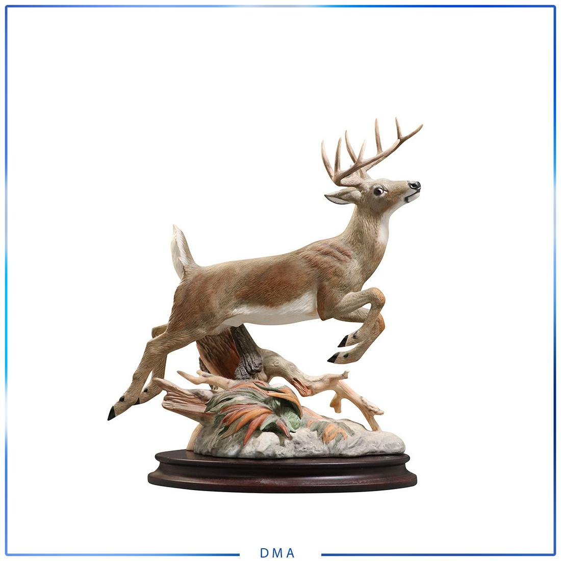 10 Point Buck Hand Painted Porcelain by Franklin Mint: 10 Point Buck Hand Painted Porcelain by Franklin Mint. size: without stand: 11h x 10l stand: 1h x 8.5l