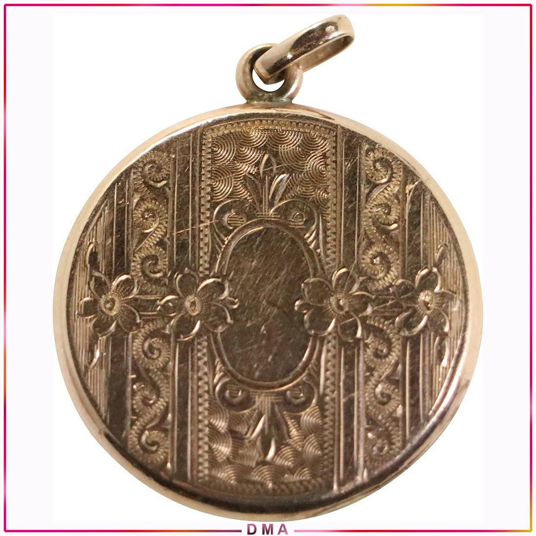 Victorian Incised Locket marked 1/4 Gold Shell: Victorian Incised Locket marked 1/4 Gold Shell. Size: 1 1/8 in. diameter