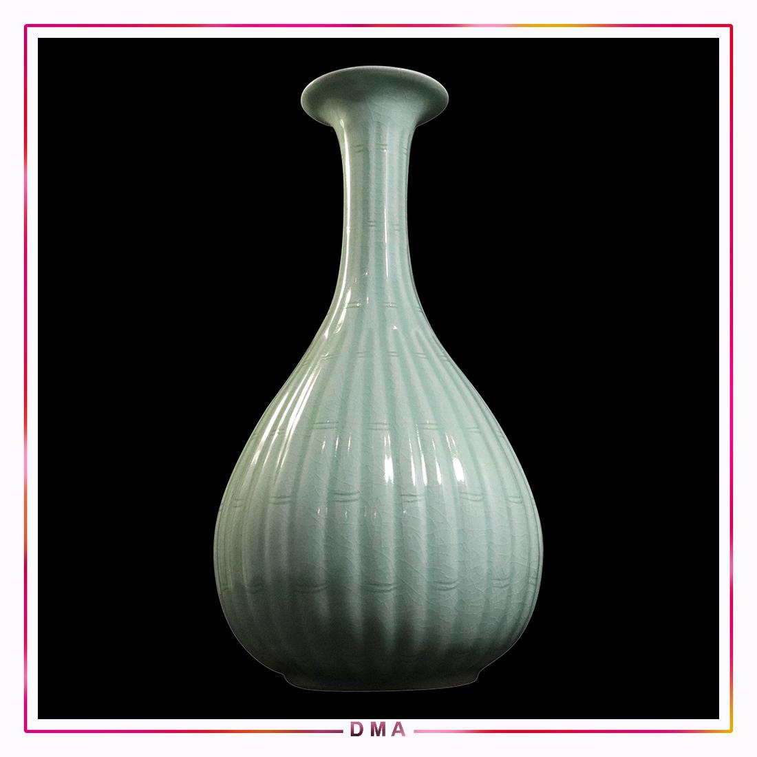 Green Celadon Vase Gourd Shape Ribbed Pattern Design (1 of 6)