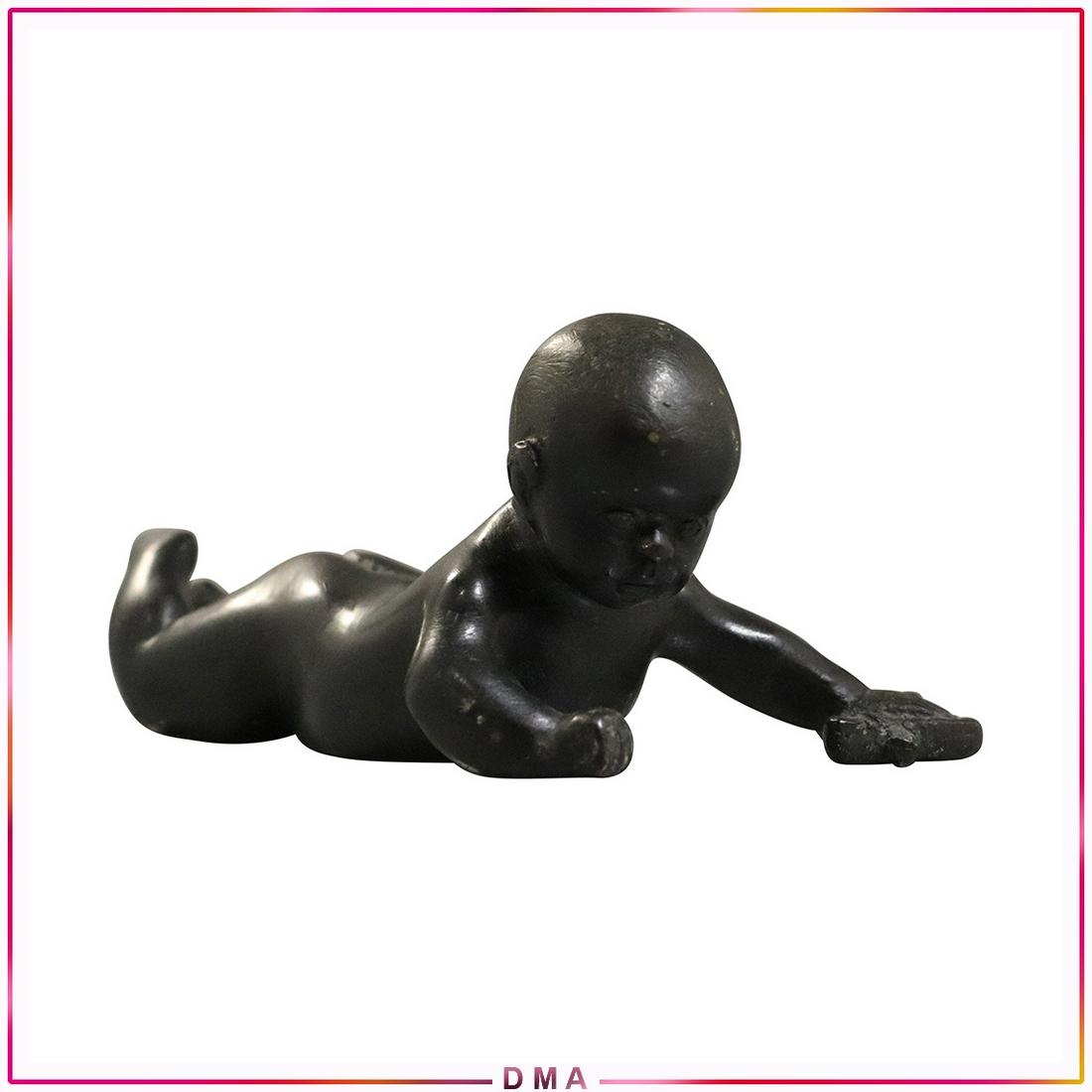 Italian Bronze Baby, Fonderia Giorgio Sommer Napoli: ITALIAN BRONZE BABY: Incised mark to the base "Fonderia Giorgio Sommer, Napoli" Size: 2.5h x 6L