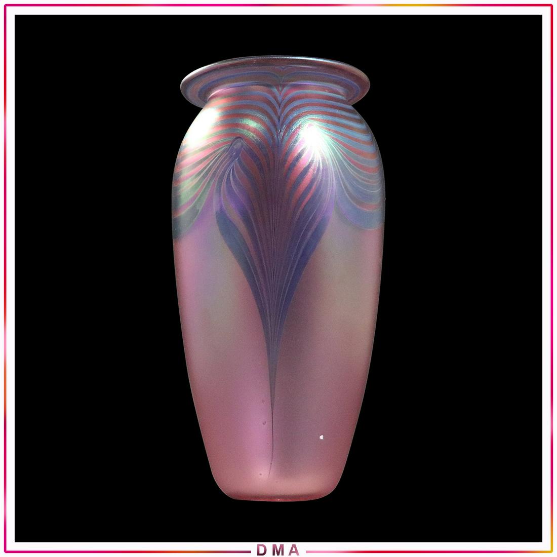 Eickholt Signed Studio Art Glass Vase Pulled Feather: Robert Eickholt Signed Studio Art Glass Vase Pulled Feather, Purple Amethyst. Signed on base. Size: 9h x 4.25w