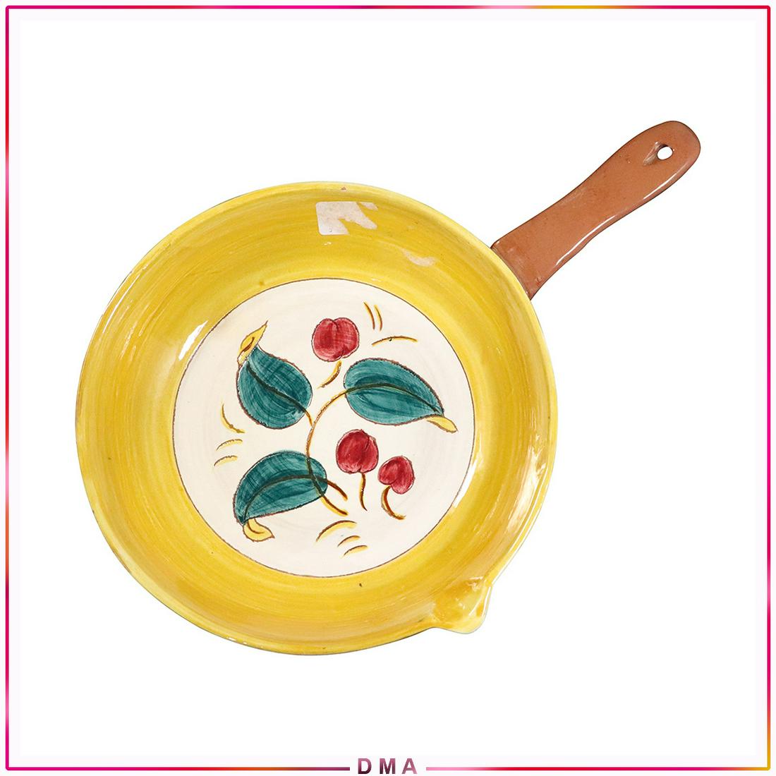 Vintage STANGL Della Ware Pottery Skillet with Cherries: Vintage STANGL Della Ware Pottery Skillet with Cherries. Size: 12.5x8.75