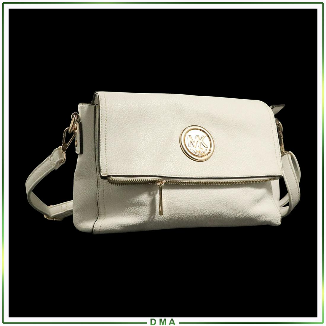 Michael Kors, White Leather Handbag - Clean: Michael Kors, White Leather Handbag - Clean. Size: 7h x 12w