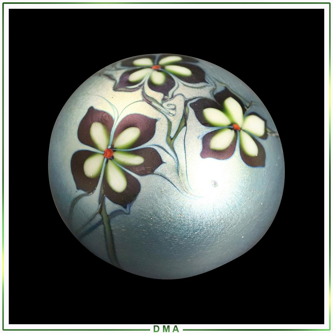Orient & Flume Art Glass Paperweight Signed, Dated 1976: Orient & Flume Art Glass Paperweight Signed, Dated 1976. Original paper label, bag and box. Size: 2h x 3w