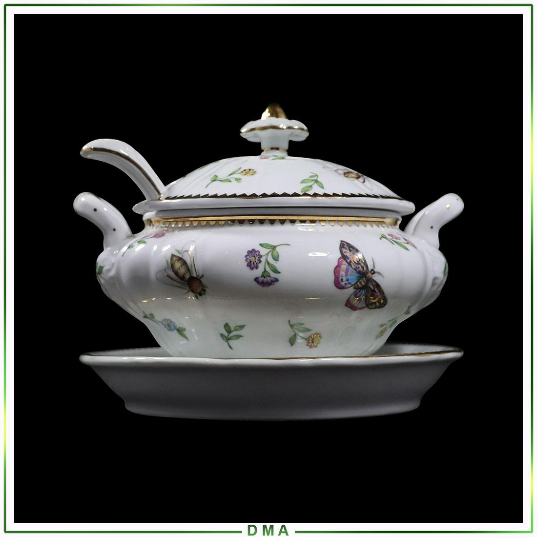 I Godinger & Co. Fine Porcelain Covered Tureen, Ladle: I Godinger & Co. Fine Porcelain Covered Tureen, Ladle. Having Insects decorated . p> Size: 5.5h x 7w