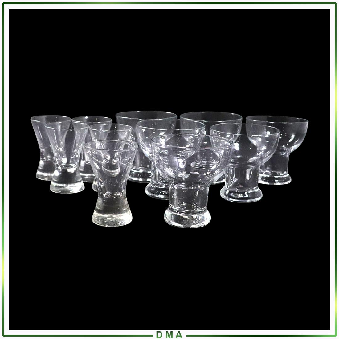 11 Swedish Design Crystal Glass Cocktail & Shot Glasses: 11 Swedish Design Crystal Glass Cocktail & Shot Glasses. Vintage. Size: (5x) 2.5h x 1.75w, (6x) 3h x 2.75w (1 chipped rim)