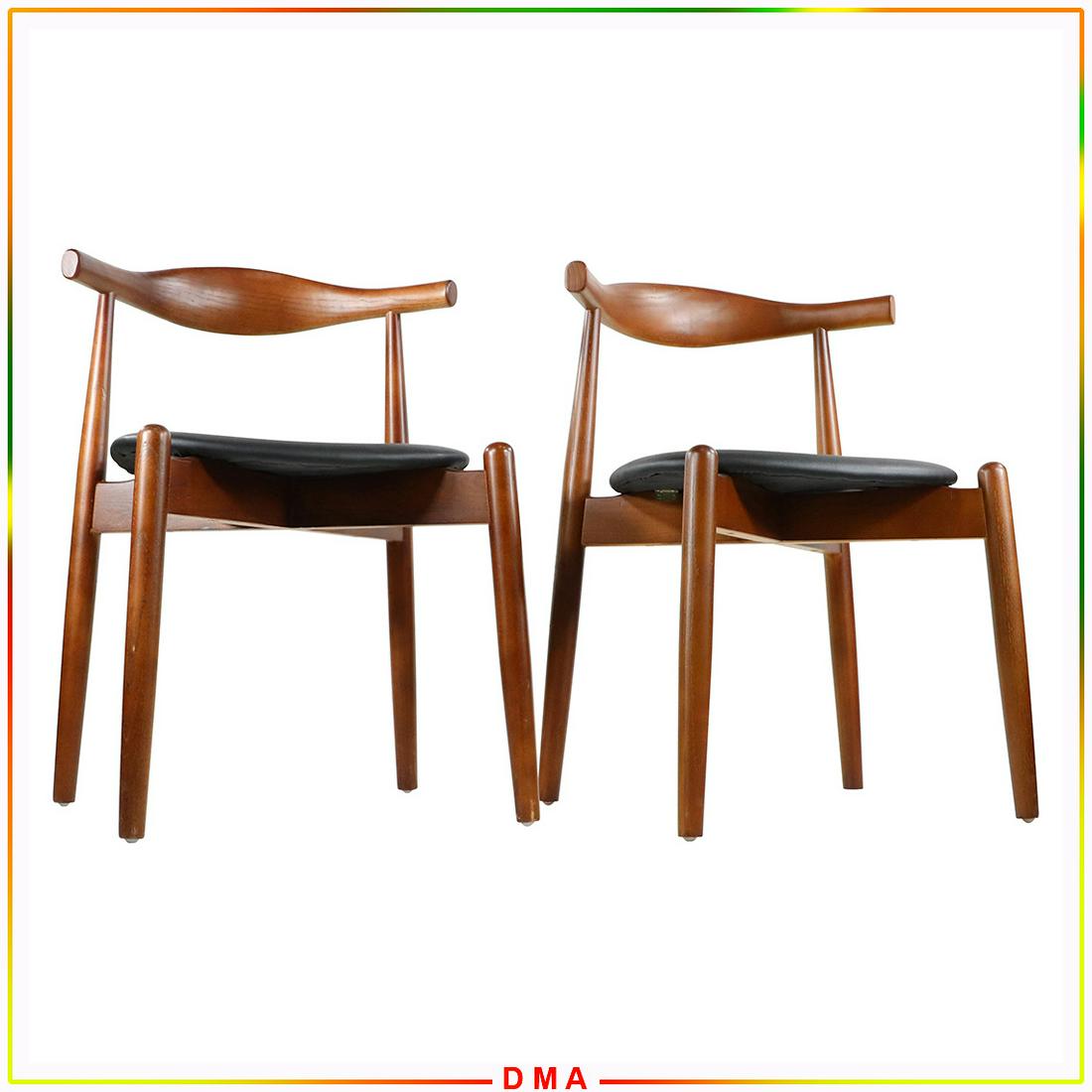 2 Hans Wegner Style Walnut Side Chairs - Later Edition (1 of 8)