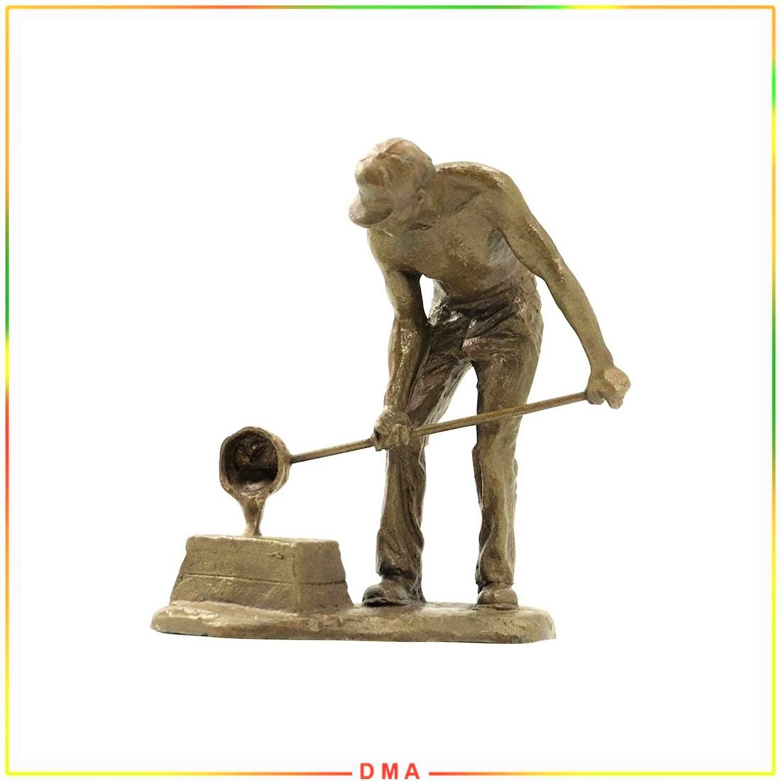 Bronze Industrial Era Working Man Melting Pot - Vintage (1 of 7)