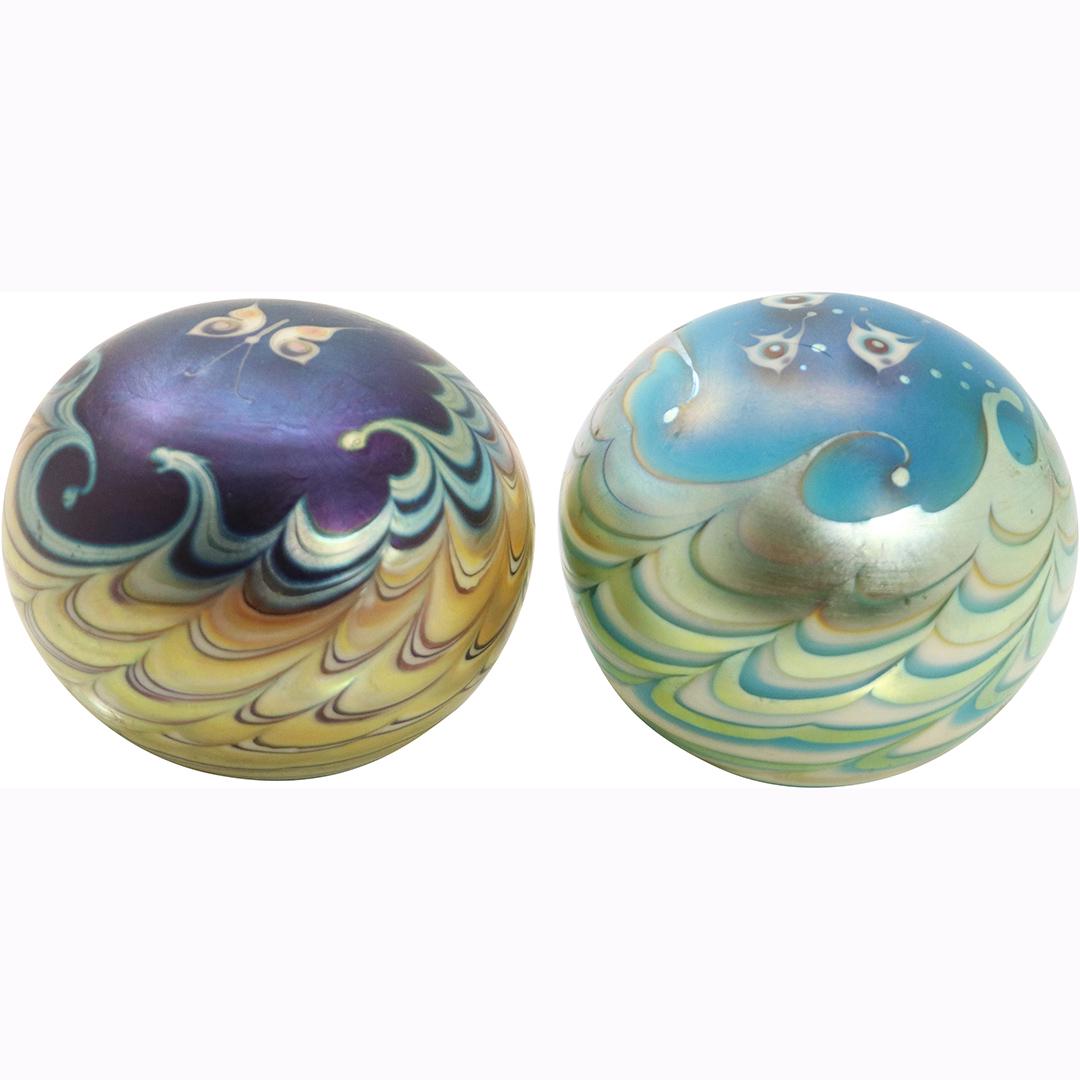 [2] Lundberg Studios Art Glass Paperweights - Signed (1 of 8)