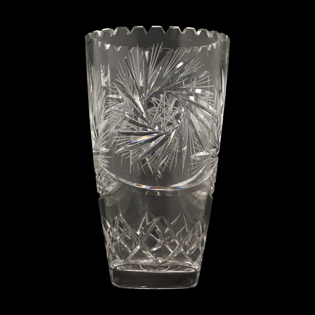 Large Cut Glass Vase "Pinwheel" Pattern (1 of 6)