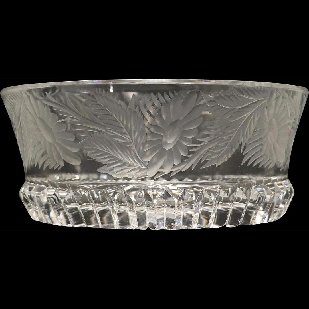 Fine Elegant Intaglio Cut Crystal Glass Floral Bowl (1 of 6)