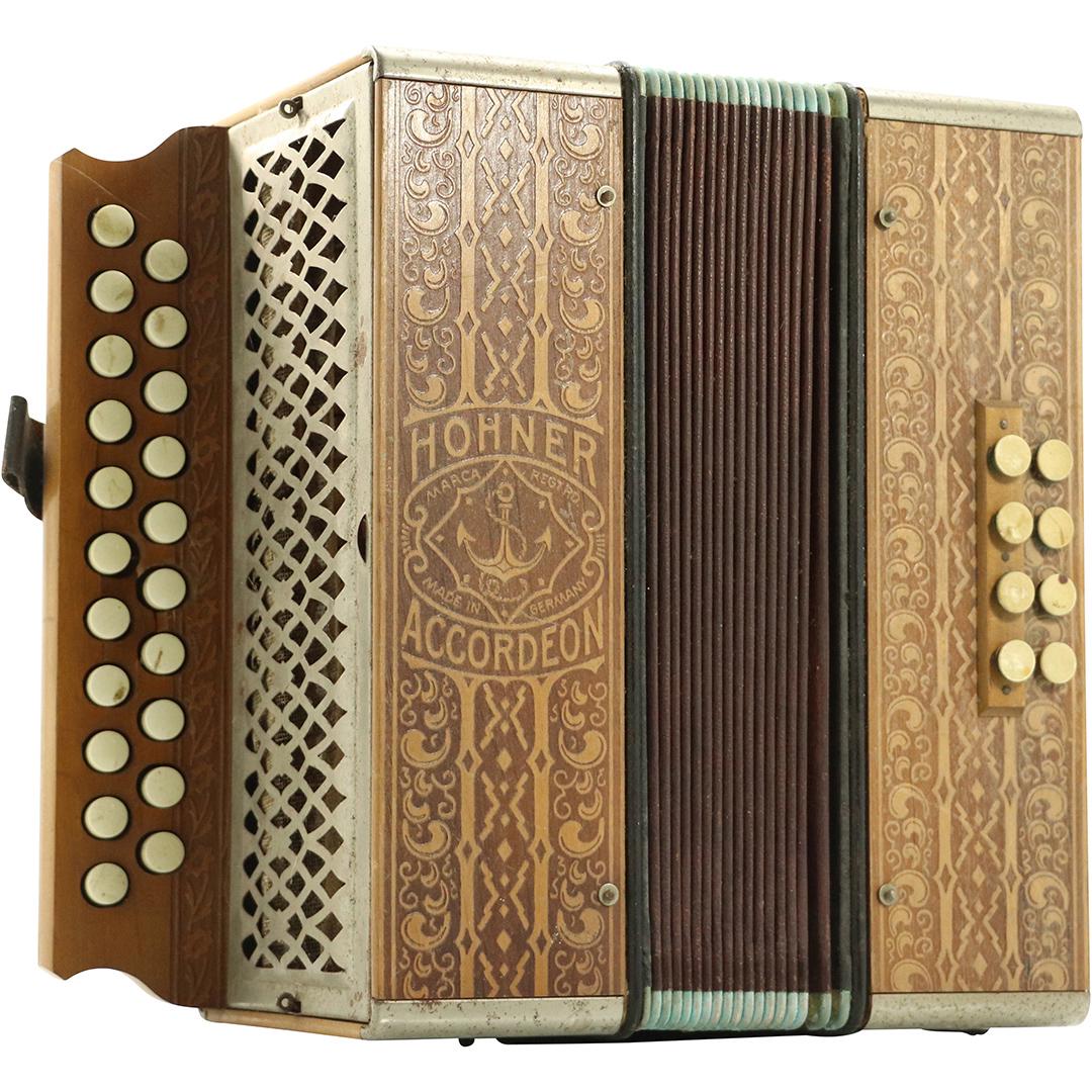"Hohner Accordeon" Vintage Accordion Instrument: "Hohner Accordeon" Vintage Accordion Instrument. Size: 11.5x10.75x6