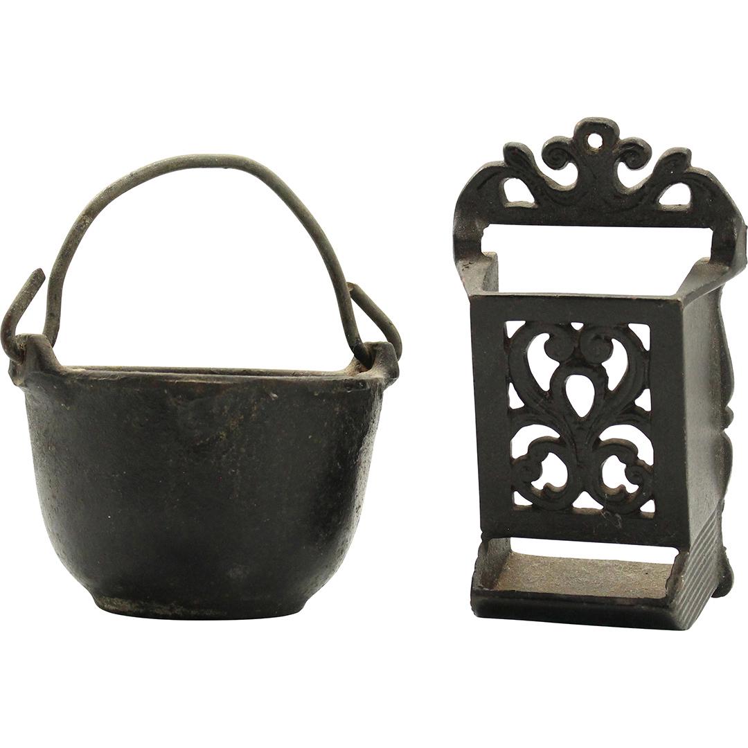 Cast Iron Lead Pot and Cast Iron Match Safe (1 of 6)