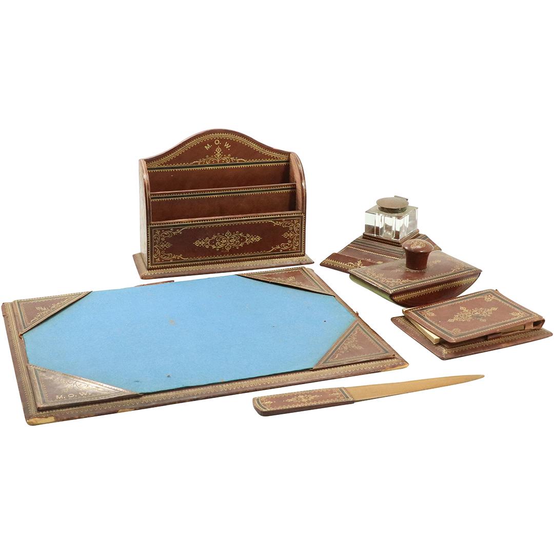 Italian Leather 6 Piece Ink Well Desk Set (1 of 10)