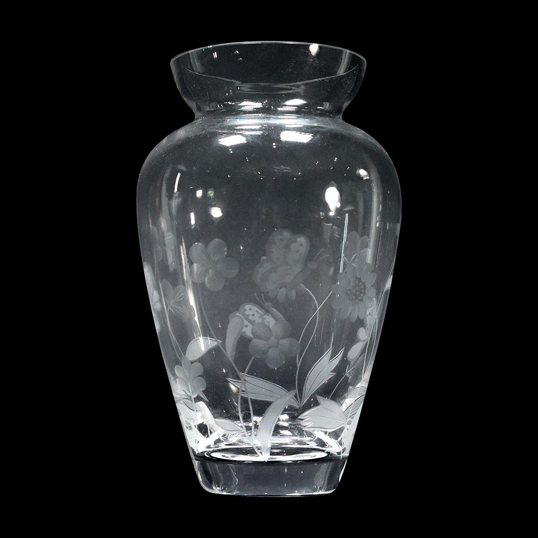 LENOX Crystal Glass Vase with Etched Flowers (1 of 7)