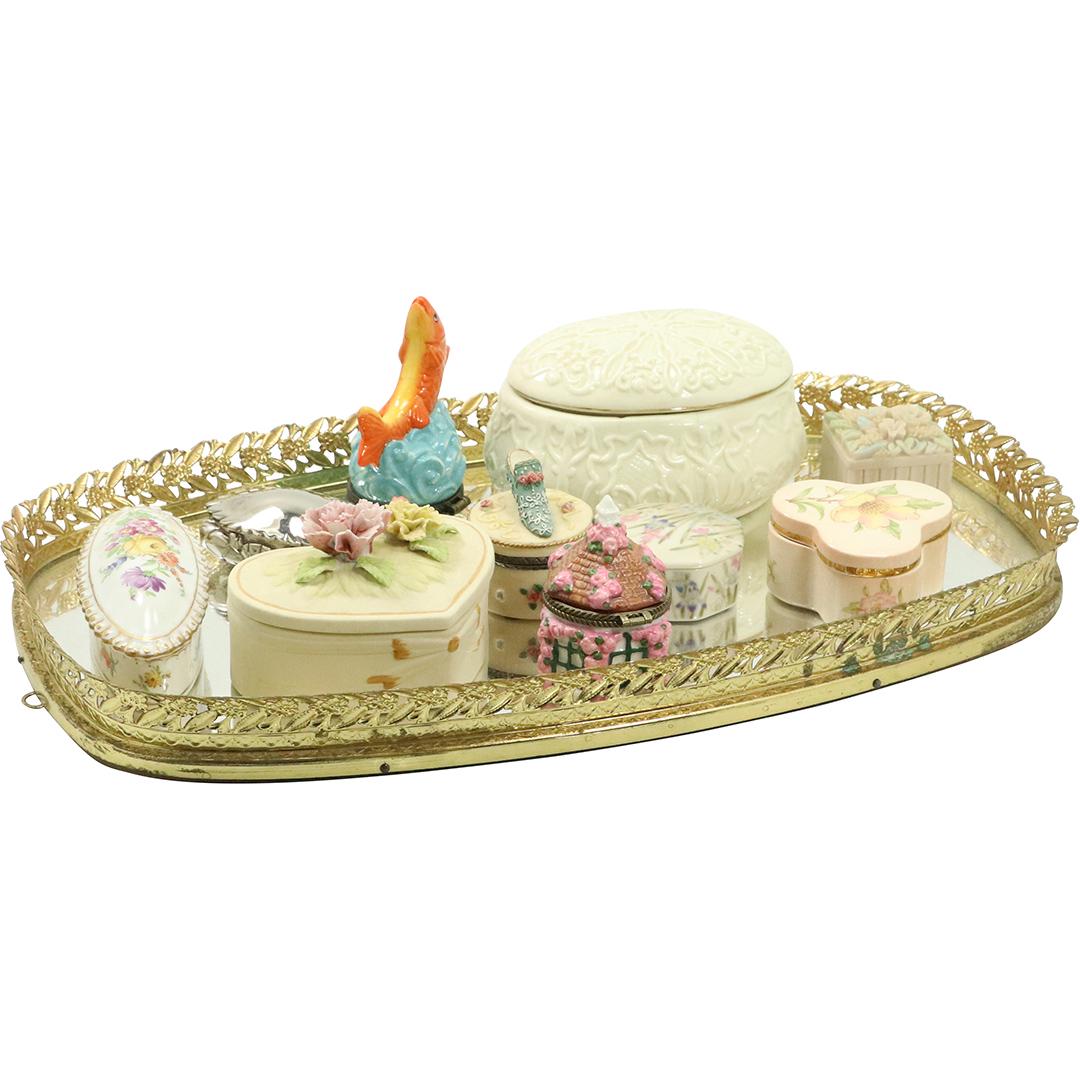[10] Assorted Dresser Trinket Boxes with Oval Tray (1 of 9)