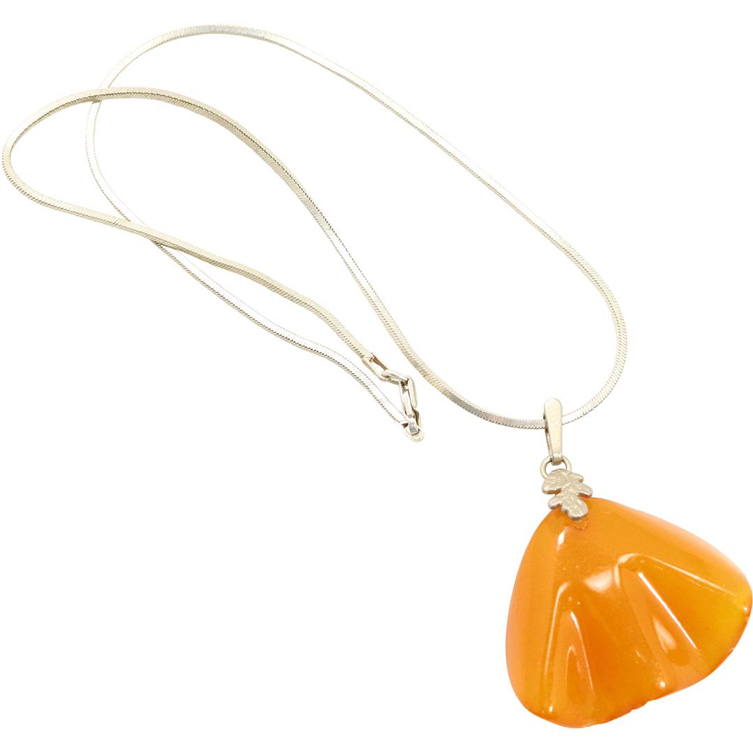 .925 Sterling Silver Butterscotch Amber Pendant Necklac (1 of 5)